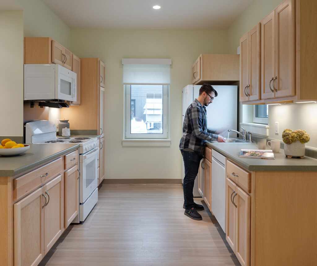 Residences At Lawrence Hill Gallery 02