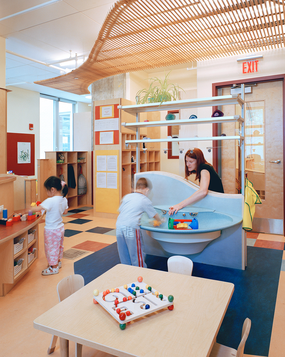 Tech Children Center Stata Body 2